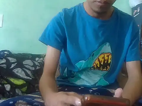 chicooxx online show from February 21, 2026, 8:32 pm