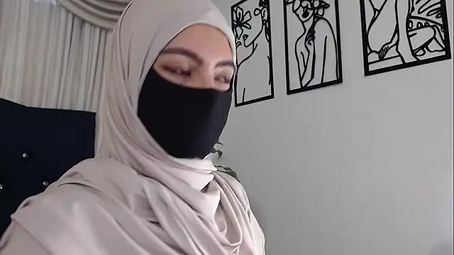 jade nassar online show from October 17, 2025, 12:08 pm