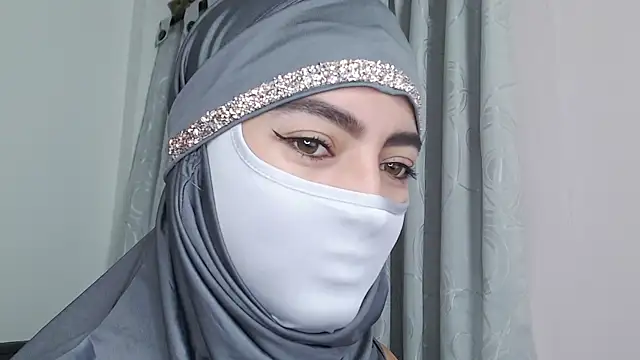 jade nassar online show from November 25, 2025, 12:16 pm