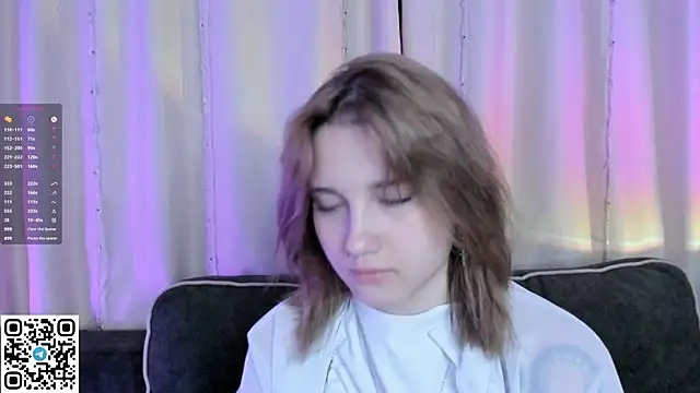 MistyFever online show from September 22, 2025, 7:38 pm