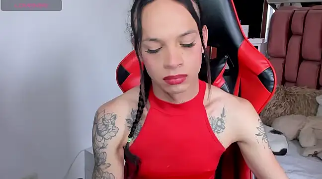 Snapshot of sara_slut21 chatting on March 10, 2025, 8:01 pm sara slut21 online show from March 10, 2025, 8:01 pm