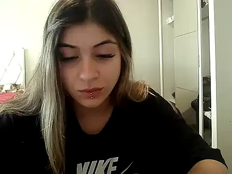 Becca B online show from March 5, 2026, 4:03 pm