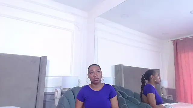 NatashaSilver online show from November 29, 2025, 1:36 pm