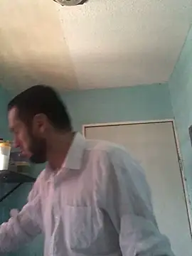 Alexitho25 online show from October 7, 2025, 10:18 pm