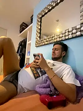 Alexitho25 online show from November 5, 2025, 10:15 am