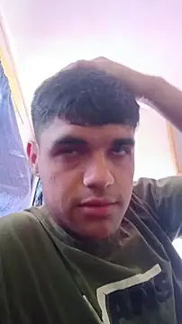 juanfritaa21 online show from December 22, 2025, 8:39 pm