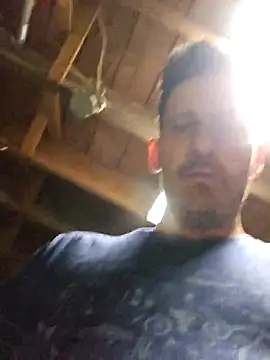 jayjy0303 online show from February 3, 2026, 9:47 am