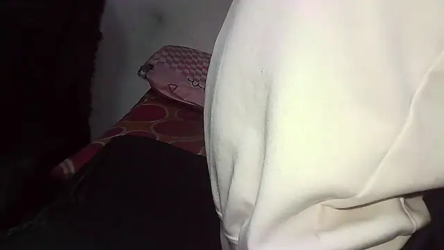 Snapshot of lovehairymature90 chatting on March 2, 2026, 7:15 am lovehairymature90 online show from March 2, 2026, 7:15 am