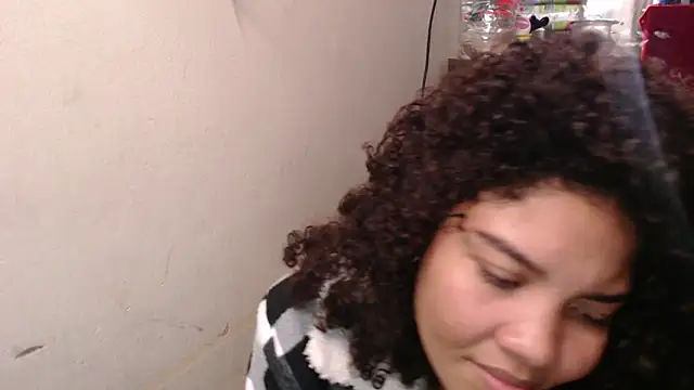 madelene online show from May 20, 2026, 1:34 am