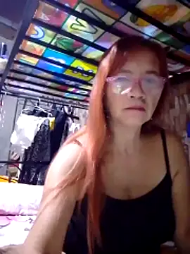 SexyHottMom online show from February 3, 2026, 9:20 pm