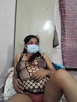 mature mimi online show from March 27, 2026, 6:40 pm