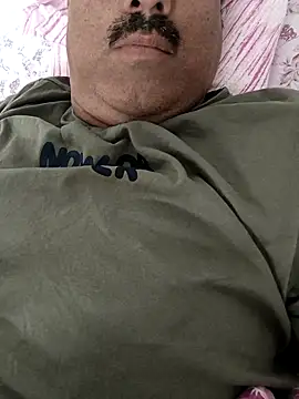 moonflower25 online show from February 14, 2026, 6:37 pm