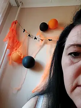 BlacReign online show from November 4, 2025, 12:37 pm