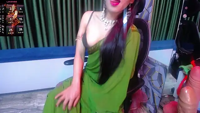 Snapshot of heyy_kiran chatting on June 8, 2026, 10:32 pm heyy kiran online show from June 8, 2026, 10:32 pm