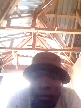 Snapshot of HoveringCoal chatting on September 24, 2025, 8:39 am HoveringCoal online show from September 24, 2025, 8:39 am