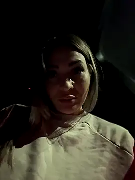 Snapshot of iSelena chatting on September 29, 2025, 1:11 am iSelena online show from September 29, 2025, 1:11 am