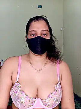 Rose-luckey online show from November 28, 2025, 12:30 pm