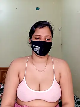 Rose-luckey online show from December 5, 2025, 12:52 am