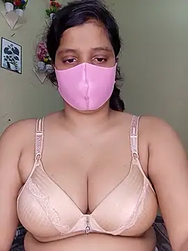 Snapshot of Rose-luckey chatting on July 27, 2026, 1:40 pm Rose-luckey online show from July 27, 2026, 1:40 pm