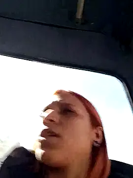 Snapshot of Zoe73_ chatting on October 15, 2025, 7:36 pm Zoe73 online show from October 15, 2025, 7:36 pm