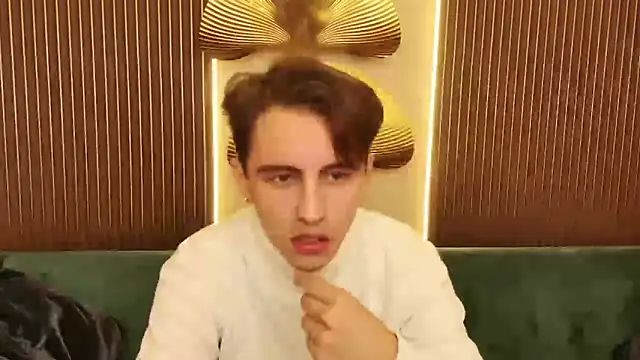 Snapshot of Jefrey_Carter chatting on October 1, 2025, 10:38 pm Jefrey Carter online show from October 1, 2025, 10:38 pm