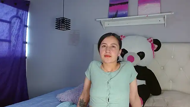 Zaaida  online show from October 22, 2025, 1:44 pm