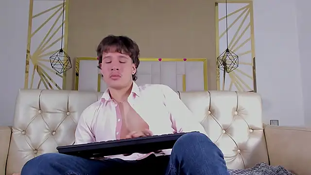 SEXYBOY VC online show from October 25, 2025, 12:34 pm