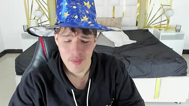 SEXYBOY VC online show from October 31, 2025, 1:23 pm