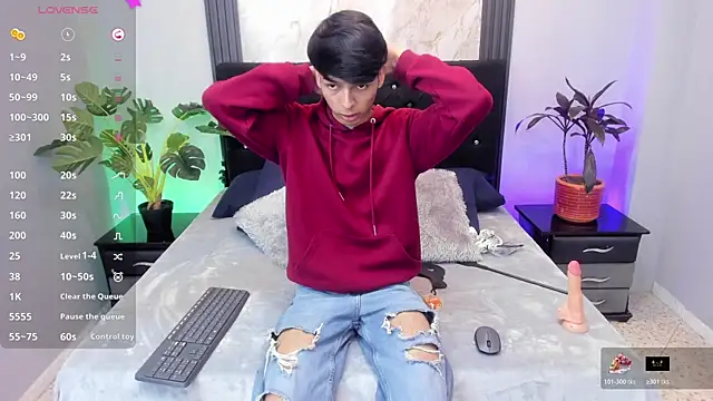 OnlyJos online show from October 25, 2025, 7:52 pm