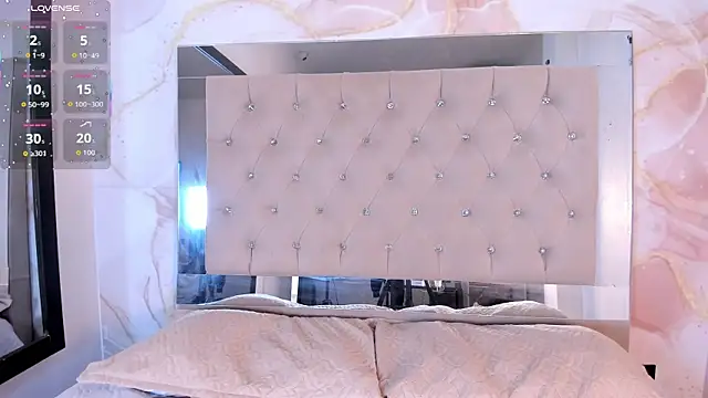 Luna Tylor online show from March 11, 2026, 4:07 am