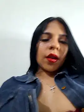 Snapshot of Sexy-woman_ chatting on October 2, 2025, 12:17 am Sexy-woman online show from October 2, 2025, 12:17 am
