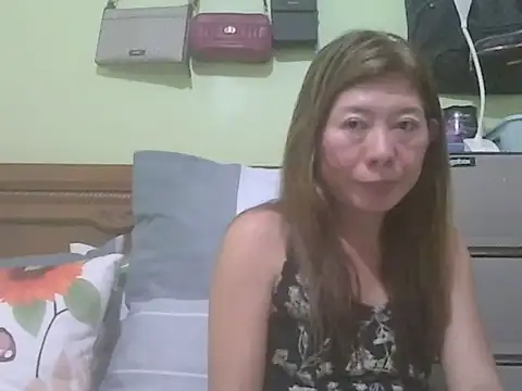 Snapshot of Sexyjenny4u chatting on October 10, 2025, 6:34 am Sexyjenny4u online show from October 10, 2025, 6:34 am