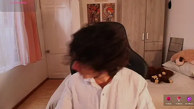 Nude Boy18 online show from December 14, 2025, 9:30 pm