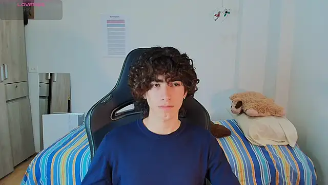 Nude Boy18 online show from February 21, 2026, 12:44 am