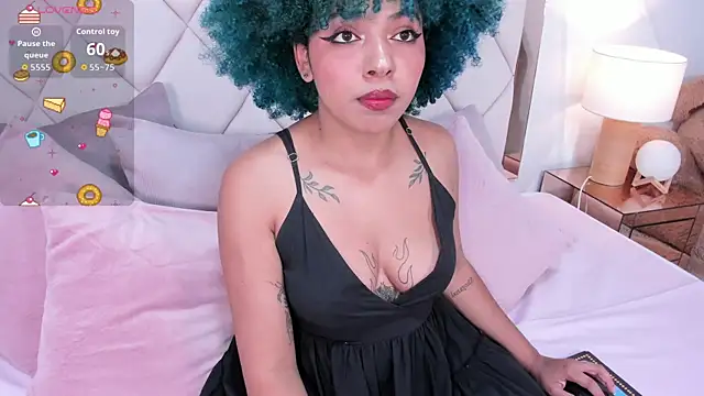 momo ayasse online show from September 12, 2025, 9:15 pm