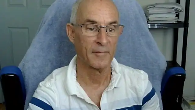 funone1999 online show from October 21, 2025, 6:52 pm