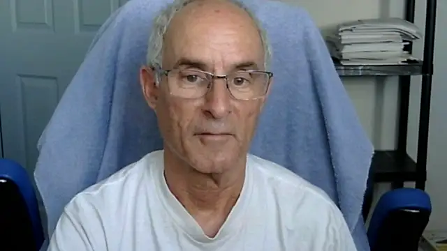 funone1999 online show from November 26, 2025, 9:38 pm