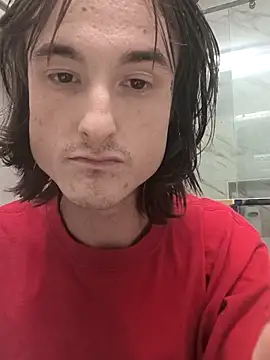 Snapshot of Eye77798 chatting on October 27, 2025, 5:44 am Eye77798 online show from October 27, 2025, 5:44 am