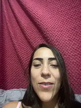 lucioliveira online show from November 13, 2025, 2:32 am