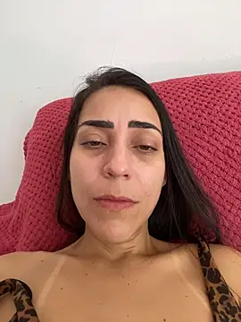 lucioliveira online show from May 22, 2026, 12:55 pm