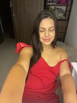 Snapshot of lunita_sweet5 chatting on December 2, 2025, 6:08 am lunita sweet5 online show from December 2, 2025, 6:08 am