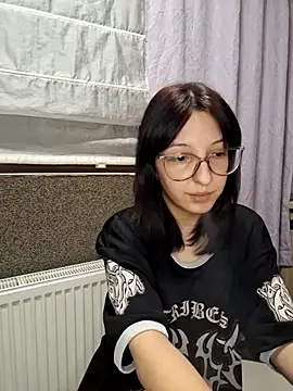 AllexyAle online show from April 26, 2026, 9:45 pm