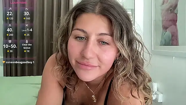 Snapshot of GoddessDove chatting on November 7, 2025, 2:11 am GoddessDove online show from November 7, 2025, 2:11 am