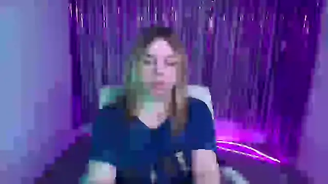 Jessica Amore online show from September 22, 2025, 11:56 am