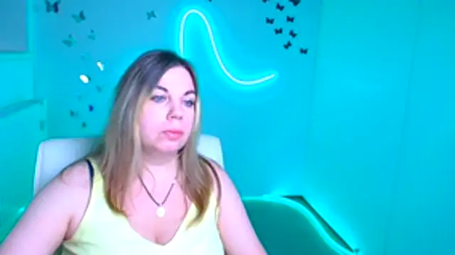 Jessica Amore online show from November 14, 2025, 4:44 am