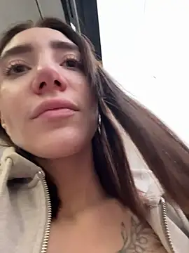 BallerinaCappuccino  online show from November 6, 2025, 7:09 am