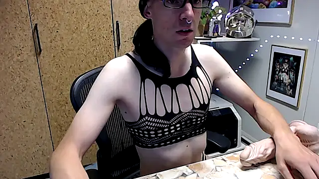 sakiramissy online show from October 22, 2025, 5:52 am