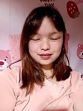 XoiXoi232 online show from October 26, 2025, 10:58 pm