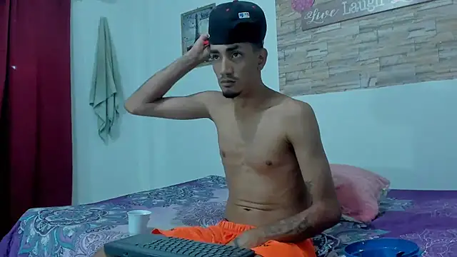 Snapshot of Sexvergon_26 chatting on November 27, 2025, 8:00 pm Sexvergon 26 online show from November 27, 2025, 8:00 pm