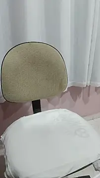  SexyPetite  online show from April 10, 2026, 5:45 am